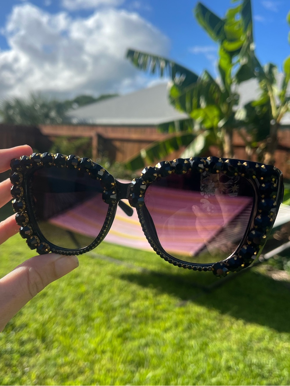 Oversized Black Rhinestone Jeweled Sunglasses Gold Tone Glam Statement W3463 - Picture 4 of 7